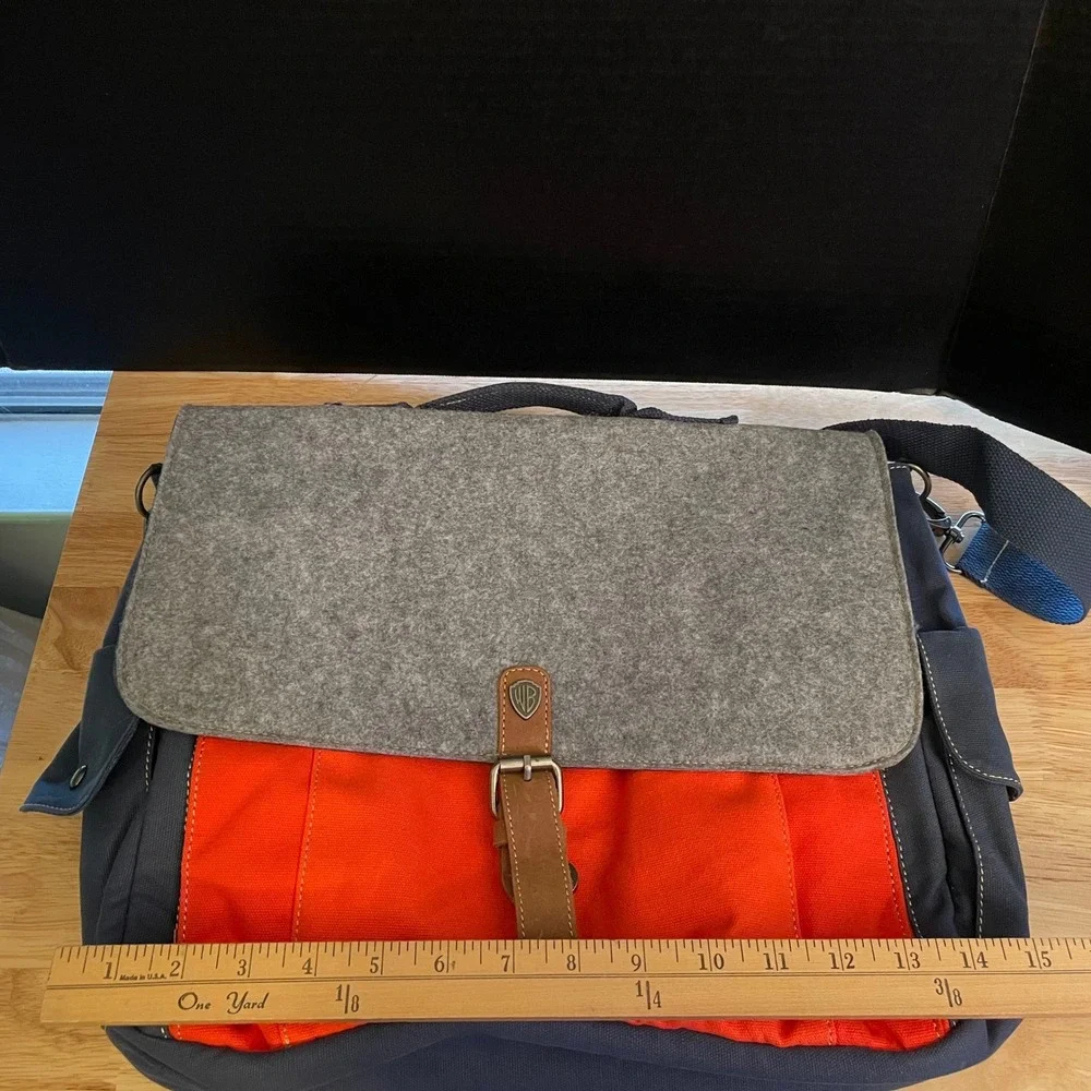 Warner Bros Messenger Bag Navy Orange Grey Felt‎ Laptop Sleeve WB Shield Logo